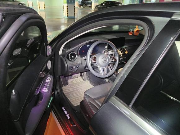 [上海·沪B] 二手奔驰奔驰C级2019款 改款 C 260 L 运动版