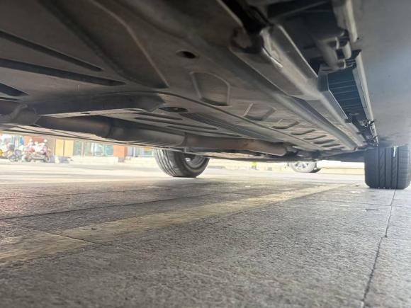 [南京·苏A] 二手奔驰奔驰GLC2018款 改款 GLC 200 4MATIC