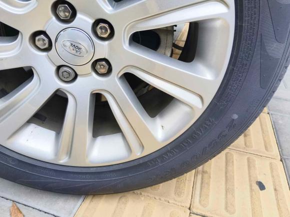 [济南·鲁A] 二手路虎发现神行2016款 2.0T SE