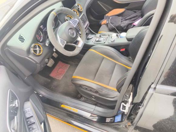 [南通·苏F] 二手奔驰奔驰A级AMG2017款 AMG A 45 4MATIC 暗夜雷霆限量版