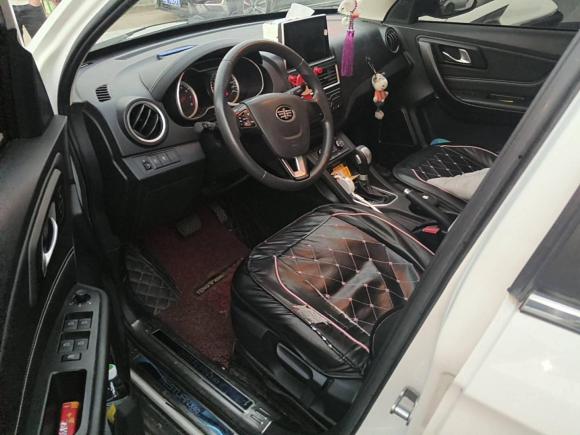 [苏州·苏E] 二手奔腾奔腾X402017款 1.6L 自动豪华型