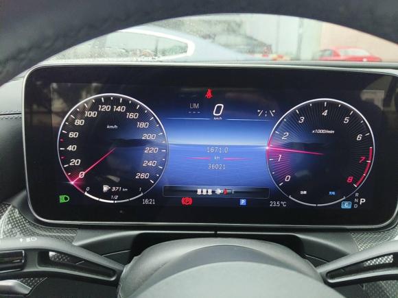 [上海·沪B] 二手奔驰奔驰C级2023款 C 260 L 运动版