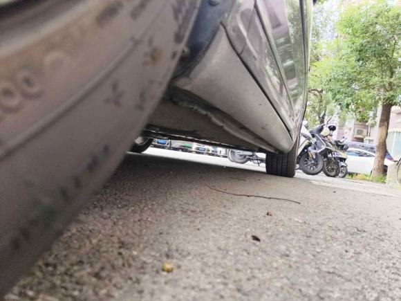 [上海·沪E] 二手大众辉腾2011款 3.6L V6 5座加长Individual版