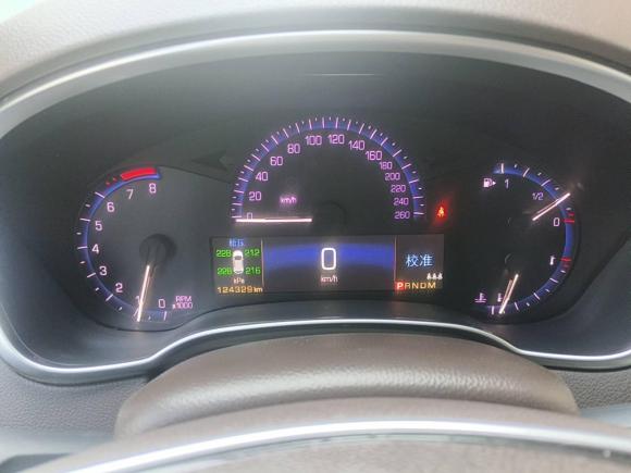 [上海·苏A] 二手凯迪拉克凯迪拉克SRX2015款 3.0L 精英型