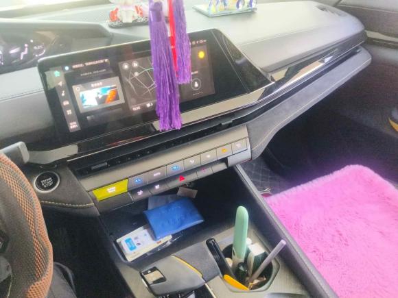 [南京·苏A] 二手长安长安UNI-V2022款 1.5T 运动版