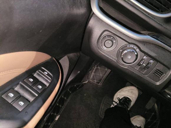 [温州·浙C] 二手别克阅朗2018款 18T 自动旗舰型