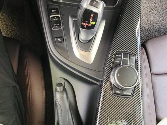 [上海·沪F] 二手宝马宝马3系2019款 320Li 时尚型