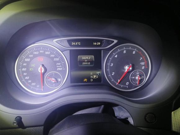 [深圳·粤B] 二手奔驰奔驰B级2015款 B 200 时尚型