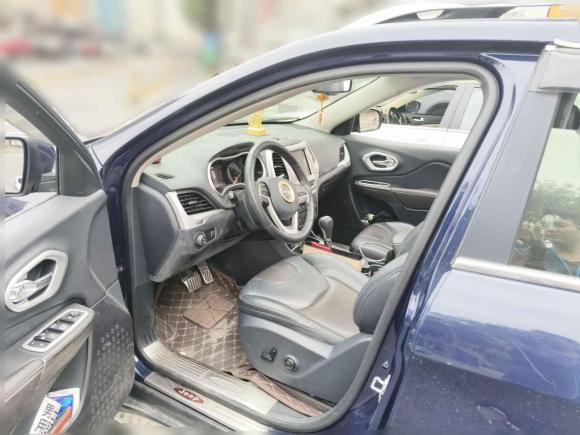 [深圳·粤B] 二手Jeep自由光2016款 2.4L 优越版