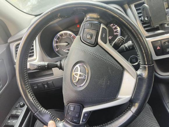 [上海·沪F] 二手丰田汉兰达2015款 2.0T 四驱豪华版 7座