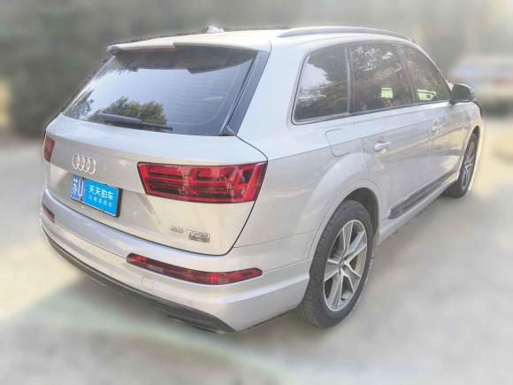 [上海·苏U] 二手奥迪奥迪Q72016款 40 TFSI 舒适型