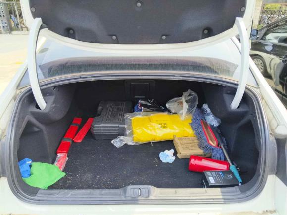 [南京·苏A] 二手雪铁龙雪铁龙C52014款 1.6T 自动尊享型