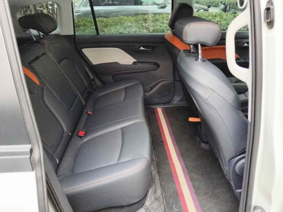 [常州·苏D] 二手奔腾奔腾NAT2023款 PRO 舒享出行换电版 401km