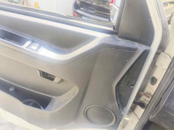 [苏州·苏E] 二手依维柯依维柯得意2020款 2.8T A40客车双胎中顶10-17座国V