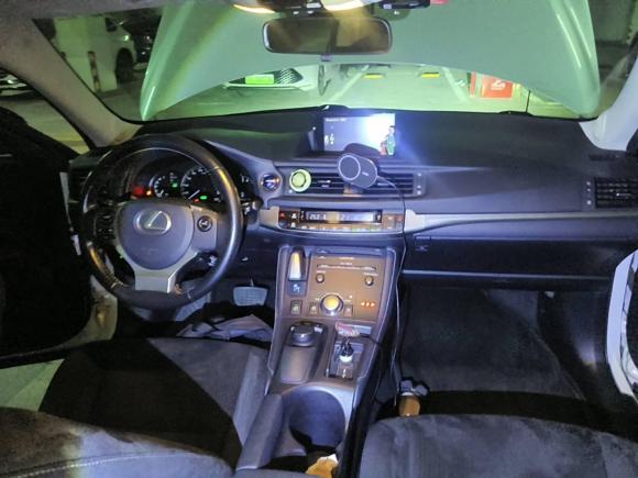 [深圳·粤B] 二手雷克萨斯雷克萨斯CT2014款 CT200h 舒适版 单色