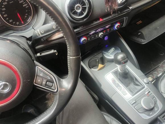 [宁波·浙B] 二手奥迪奥迪A32016款 Limousine 35 TFSI 风尚型