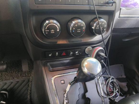 [杭州·浙A] 二手Jeep指南者2012款 2.4L 四驱都市版