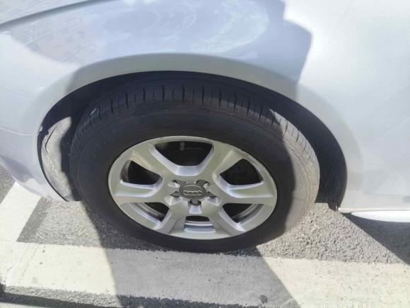 [上海·沪A] 二手奥迪奥迪A4L2011款 2.0 TFSI 技术型