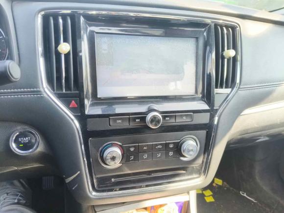 [无锡·皖L] 二手荣威荣威i62017款 20T 自动旗舰版