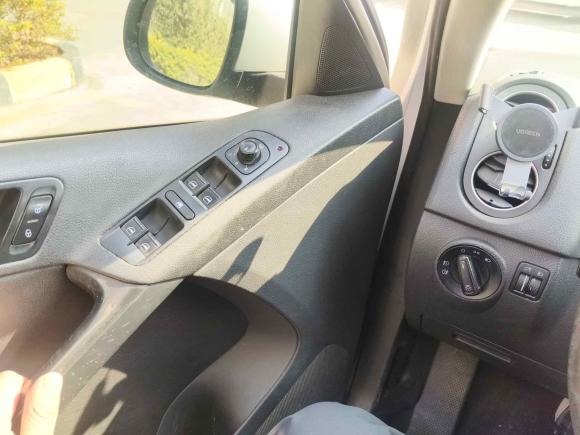 [广州·粤A] 二手大众途观2013款 1.8TSI 自动两驱风尚版