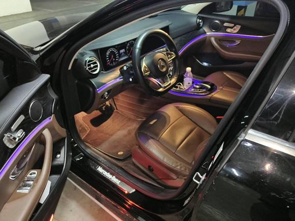 [南昌·赣A] 二手奔驰奔驰E级2018款 改款 E 300 L 运动豪华型