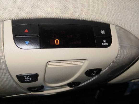 [上海·沪E] 二手奔驰唯雅诺2013款 3.0L 舒适版