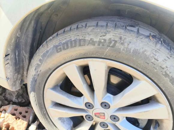 [义乌·云C] 二手荣威荣威3602018款 PLUS 1.5L 手动豪华版