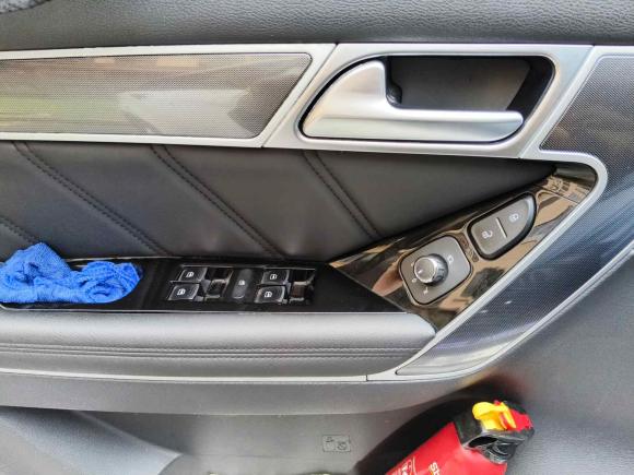 [上海·浙B] 二手哈弗哈弗H6 Coupe2017款 红标 2.0T 自动两驱精英型