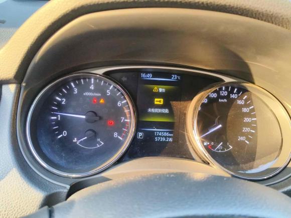 [佛山·粤E] 二手日产奇骏2014款 2.0L CVT舒适版 2WD