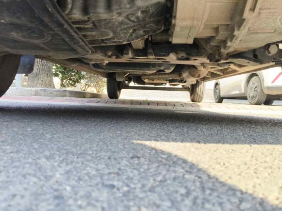 [宁波·浙B] 二手上汽大通MAXUS新途V802023款 2.0T 手动经典傲运通长轴中顶6/7/8/9座