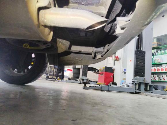 [杭州·浙A] 二手上汽大通MAXUS大通G502021款 PLUS 1.5T 自动适航版