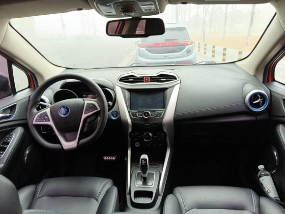 [青岛·鲁B] 二手比亚迪元新能源2018款 EV360 智联炫酷型