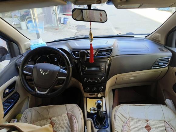 [南昌·赣A] 二手五菱汽车五菱宏光2015款 1.5L S1舒适国V