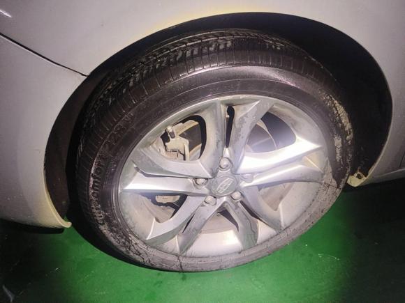 [宁波·苏C] 二手吉利汽车帝豪GL2017款 1.3T DCT尊贵型