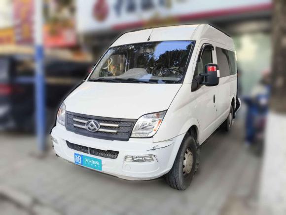 上汽大通MAXUS新途V802021款 2.0T 手動(dòng)經(jīng)典傲運(yùn)通短軸中頂5/6座「寧波二手車」「天天拍車」