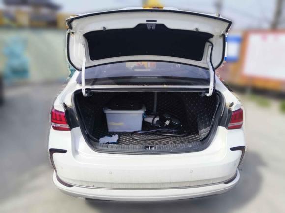 [上海·沪A] 二手北京汽车北京EU52018款 R500 智风版