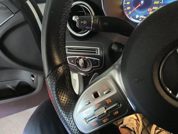 [深圳·粤B] 二手奔驰奔驰C级2020款 C 260 L 运动版