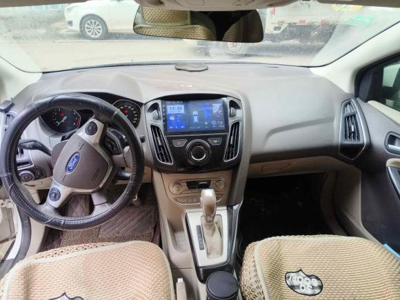 [武汉·鄂A] 二手福特福克斯2012款 三厢 1.6L 自动风尚型