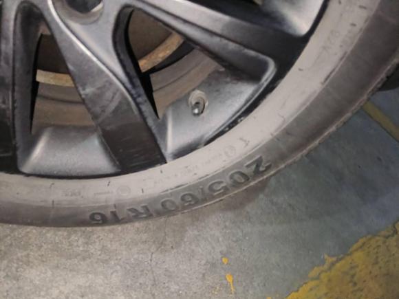 [广州·粤A] 二手比亚迪元新能源2018款 EV360 智联炫酷型