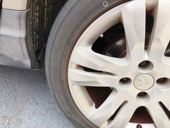 [无锡·苏B] 二手标致标致30082015款 2.0L 自动潮流版