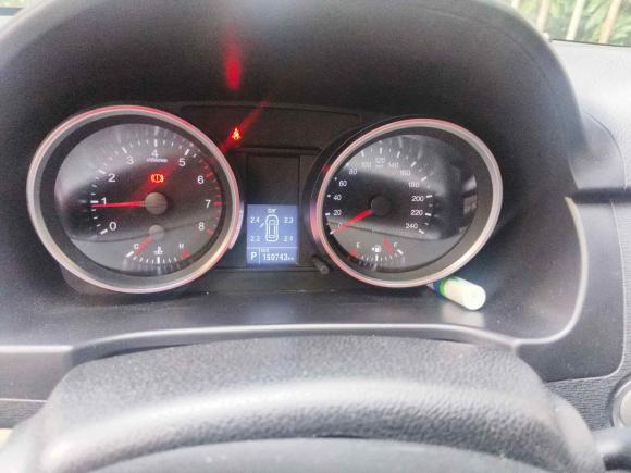 [上海·苏J] 二手哈弗哈弗H62015款 运动版 1.5T 自动两驱豪华型