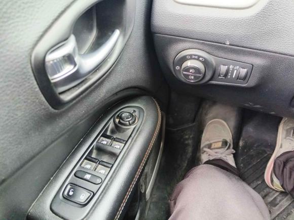 [上海·皖K] 二手Jeep指南者2019款 200T 自动悦享-互联大屏版