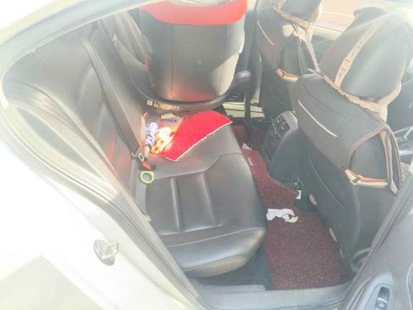 [上海·蒙B] 二手大众速腾2014款 改款 1.6L 自动舒适型