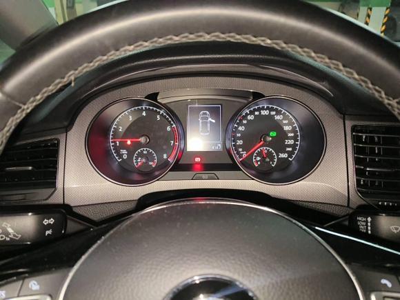 [南京·苏A] 二手大众高尔夫·嘉旅2018款 230TSI 自动进取型