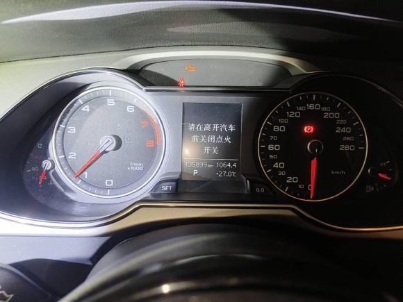 [西安·陕A] 二手奥迪奥迪A4L2016款 35 TFSI 自动标准型