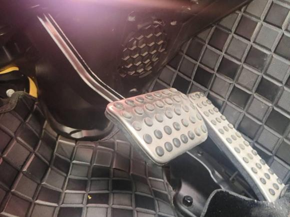 [西安·陕U] 二手奔驰奔驰E级2017款 E 200 轿跑车