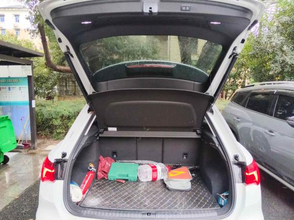 [杭州·浙A] 二手奥迪奥迪Q32022款 35 TFSI 时尚动感型