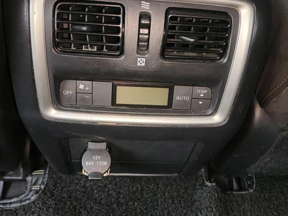 [上海·沪L] 二手英菲尼迪英菲尼迪QX602014款 2.5 S/C Hybrid 两驱卓越版