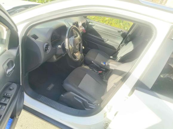 [上海·皖M] 二手Jeep指南者2012款 2.0L 两驱运动版