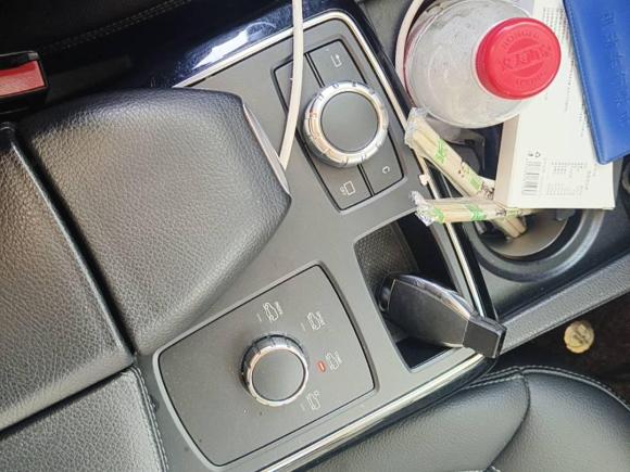 [上海·鲁H] 二手奔驰奔驰GLE轿跑2015款 GLE 320 4MATIC 轿跑SUV